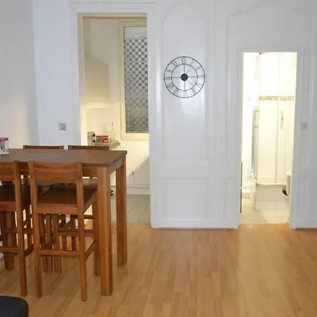 Apartment Refait A Neuf Dans Centre Historique & Rue Pietonne *